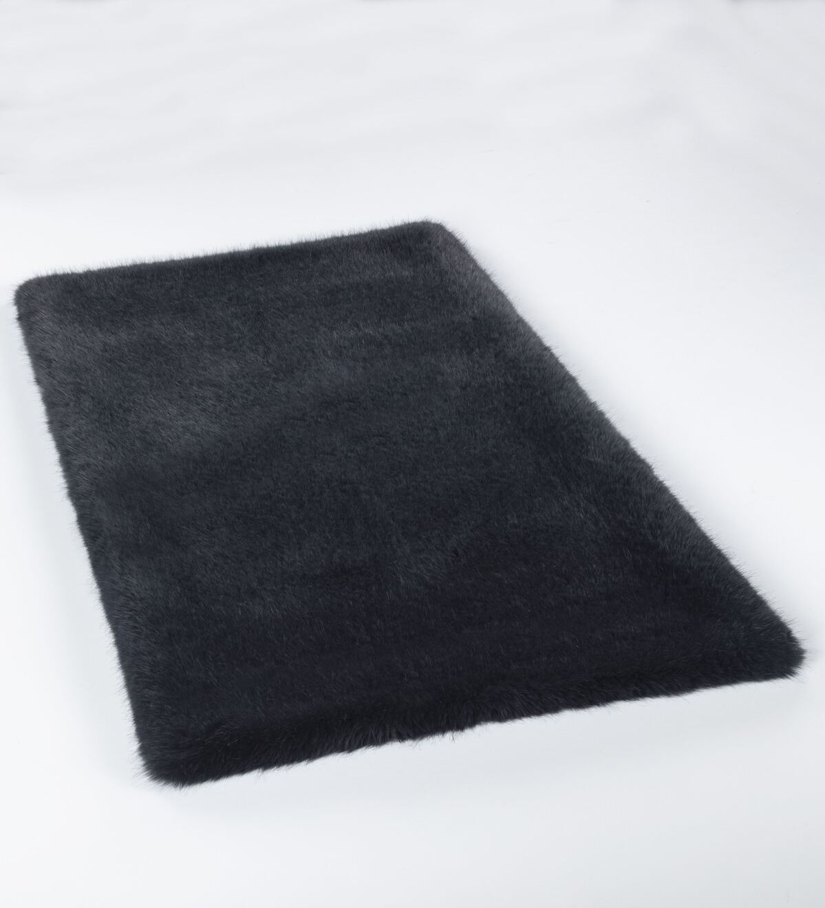 Reiki Antrasit - Kalın Peluş Halı | Yıkanabilir Süet Tabanlı